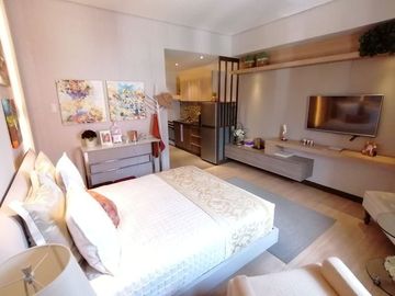 HIGH END STUDIO CONDO for Sale in Taft East Gate Ayala, Cebu City