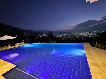 CASA EN ARRIENDO UBICADA EN EL POBLADO SECTOR LAS PALMAS
