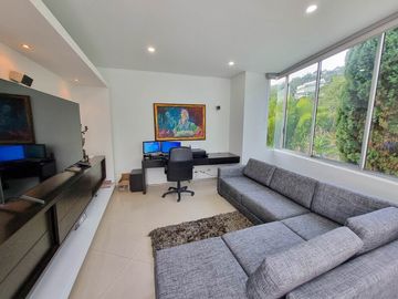 CASA EN ARRIENDO UBICADA EN EL POBLADO SECTOR LAS PALMAS