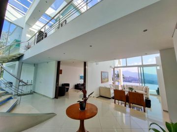 CASA EN ARRIENDO UBICADA EN EL POBLADO SECTOR LAS PALMAS