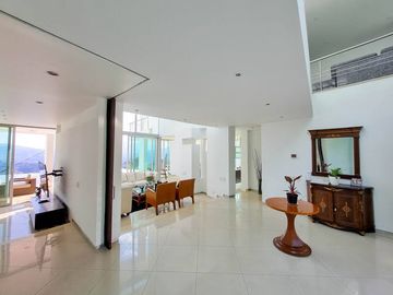 CASA EN ARRIENDO UBICADA EN EL POBLADO SECTOR LAS PALMAS