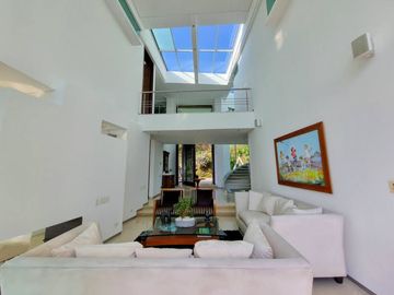 CASA EN ARRIENDO UBICADA EN EL POBLADO SECTOR LAS PALMAS