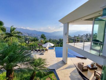 CASA EN ARRIENDO UBICADA EN EL POBLADO SECTOR LAS PALMAS