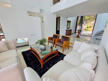 CASA EN ARRIENDO UBICADA EN EL POBLADO SECTOR LAS PALMAS