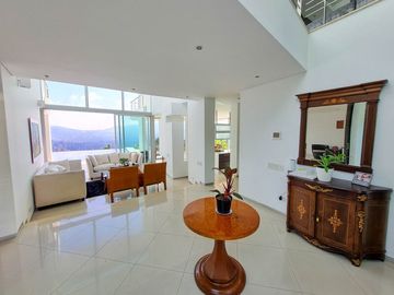 CASA EN ARRIENDO UBICADA EN EL POBLADO SECTOR LAS PALMAS