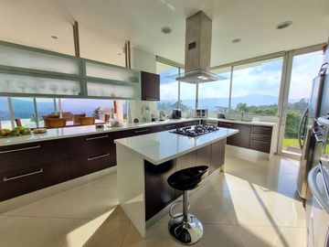 CASA EN ARRIENDO UBICADA EN EL POBLADO SECTOR LAS PALMAS
