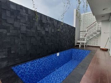 DIJUAL RUMAH SIAP HUNI DALAM PERUMAHAN Type 120/76m PUSAT KOTA