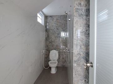 DIJUAL RUMAH SIAP HUNI DALAM PERUMAHAN Type 120/76m PUSAT KOTA
