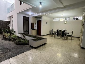 Rumah Mainroad 2LT Strategis Di Wastukencana Tamansari Bandung