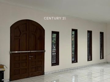 Rumah Mainroad 2LT Strategis Di Wastukencana Tamansari Bandung