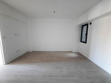 Semipiso en venta en Lanus Oeste