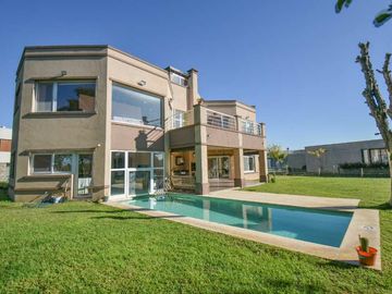 Casa en venta en Greenville Polo Resort