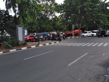 Dijual Rukan strategis, dekat pasar Senen, Kemayoran