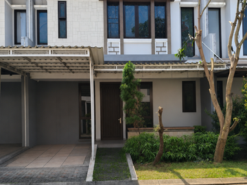 Rumah 2 lantai siap huni di The Mozia, Cluster Amarine BSD City