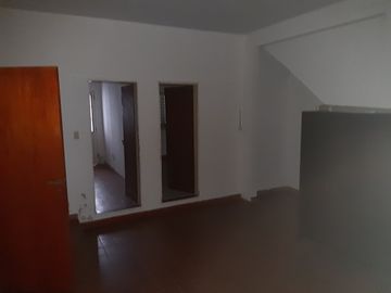 Venta departamento en planta baja centrico.