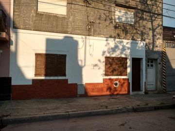 Venta departamento en planta baja centrico.