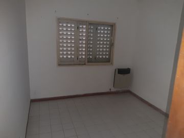 Venta departamento en planta baja centrico.