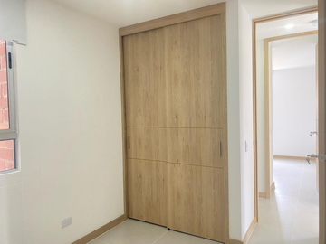 apartamento en arriendo en ojo de agua. Cod A400752