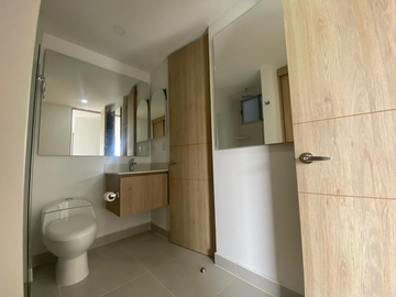 apartamento en arriendo en ojo de agua. Cod A400752