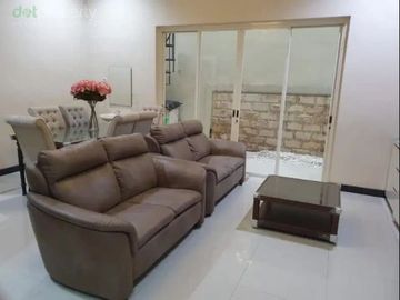 Dijual atau Disewakan Rumah 2Lt sutorejo selatan Mulyorejo Surabaya