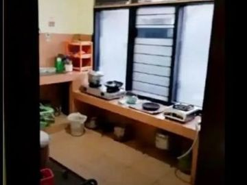 Dijual Rumah SHM Lokasi di Jambangan, Surabaya