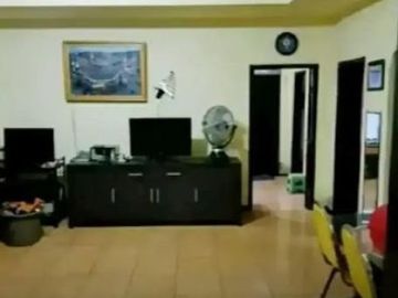 Dijual Rumah SHM Lokasi di Jambangan, Surabaya