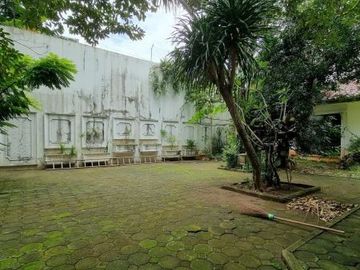 DIJUAL RUMAH ASRI ISTIMEWA at Jl PERMATA HIJAU, KEBAYORAN LAMA