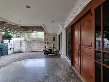 DIJUAL RUMAH ASRI ISTIMEWA at Jl PERMATA HIJAU, KEBAYORAN LAMA