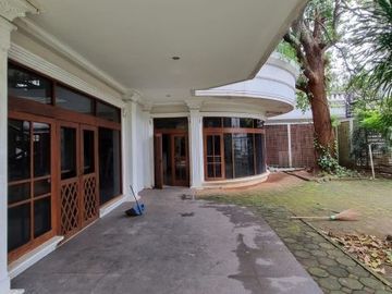 DIJUAL RUMAH ASRI ISTIMEWA at Jl PERMATA HIJAU, KEBAYORAN LAMA