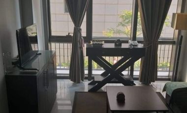 Condominium for Rent 1 bedroom: 1BR Loft Condo for Rent / Lease in Joya Lofts and Towers Rockwell Center Makati City