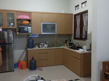 Rumah dalam perumahan Purwomartani