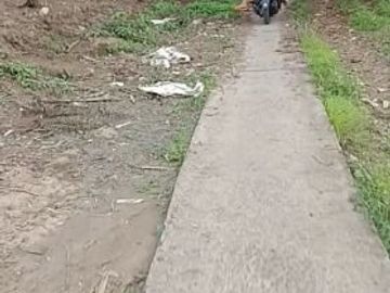 Tanah kebon kosong di pinggir jalan utama provinsi seririt singaraja