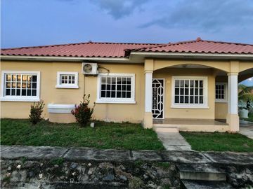 VENTA DE CASA EN PENONOME