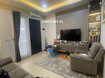Rumah Cantik 2 Lanta Di Graha Raya Nd 18512