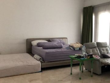 Rumah Luas di Cempaka Putih Jakarta Pusat