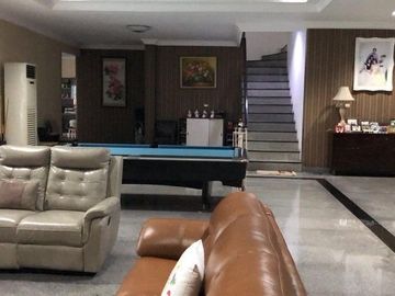 Rumah Luas di Cempaka Putih Jakarta Pusat