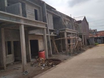 rumah 2 lantai ideal dengan harga puas