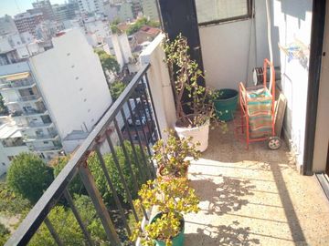 DEPARTAMENTO DE DOS AMBIENTES EN VENTA MUY LUMINOSO