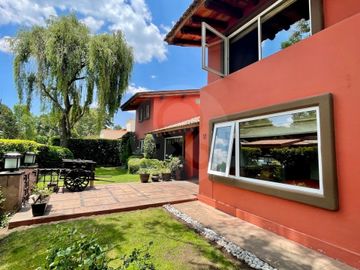 Casa en venta en Club de Golf los Encinos