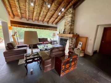 Casa en venta en Club de Golf los Encinos