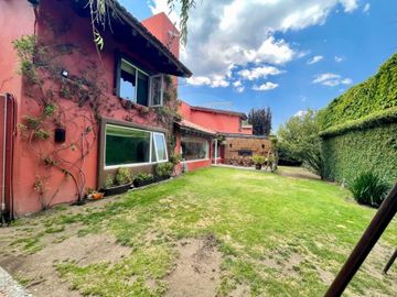 Casa en venta en Club de Golf los Encinos