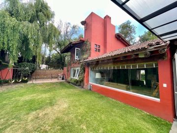 Casa en venta en Club de Golf los Encinos