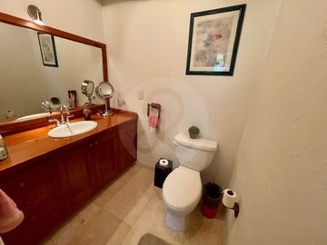 Casa en venta en Club de Golf los Encinos