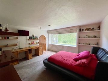 Casa en venta en Club de Golf los Encinos