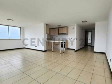 Departamento en Marina Golf