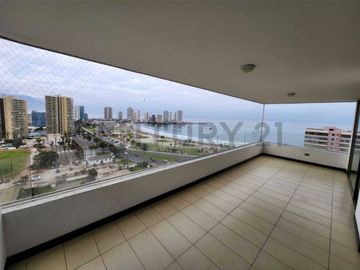 Departamento en Marina Golf