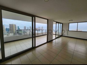 Departamento en Marina Golf