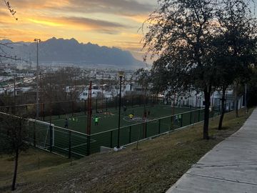 CASA EN VENTA EN COLINAS DEL VALLE