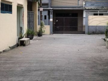 KONTRAKAN 20 Pintu Jln Raya Agus Salim Bekasi Strategis