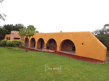 Exclusiva Residencia en Venta en Fracc. Campestre La Joya, Atlixco